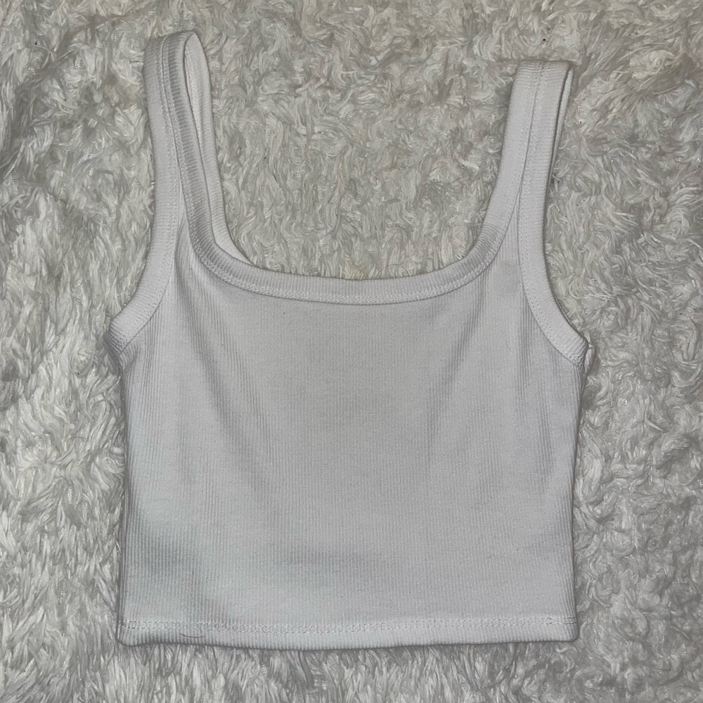 Cropped tank top
